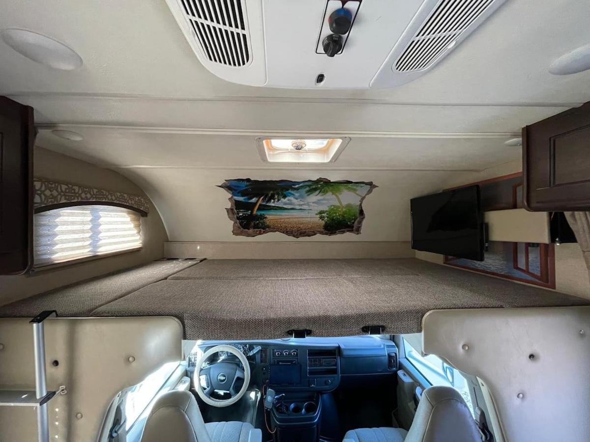 Aj-xl Rv Camping Los Angeles